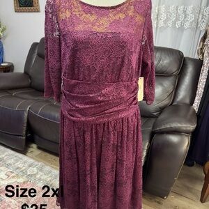 Elegant Lace Burgundy Dress